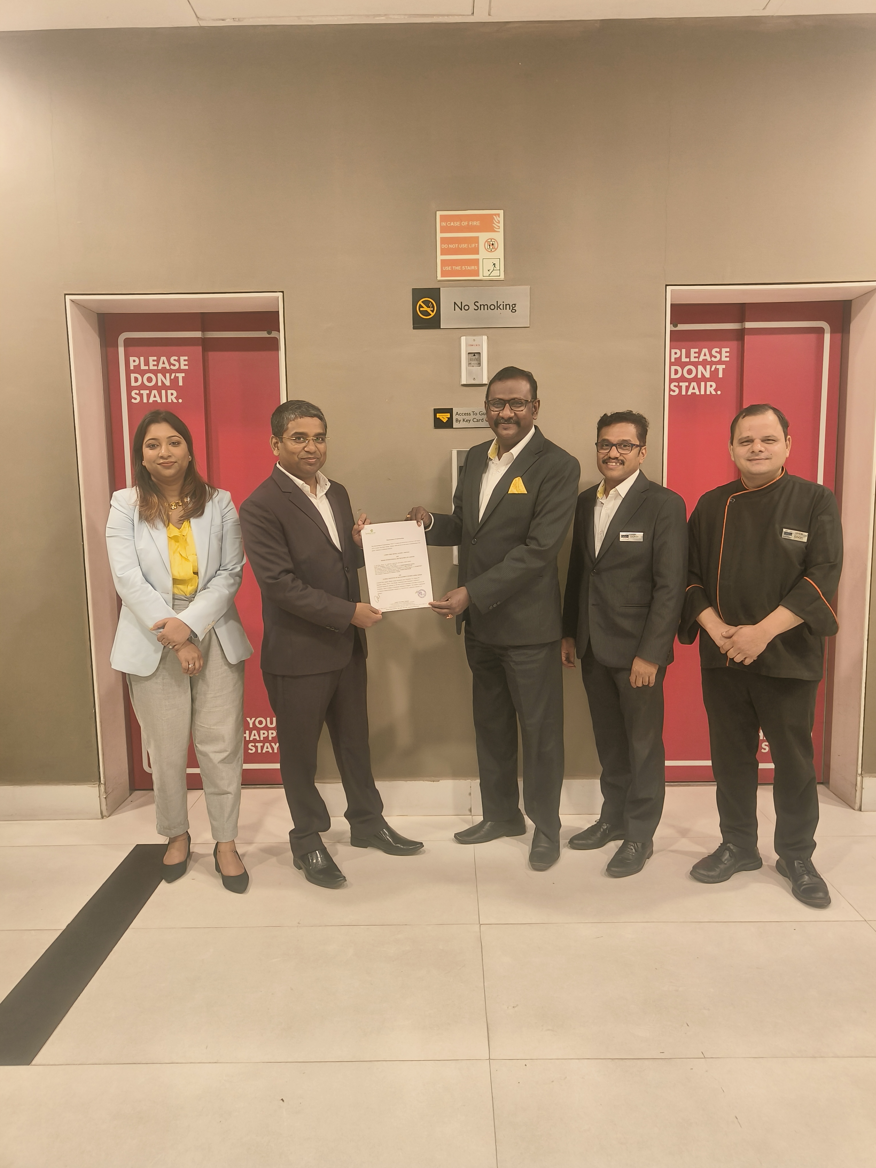 KEY SELECT BY LEMON TREE KOCHIN MR